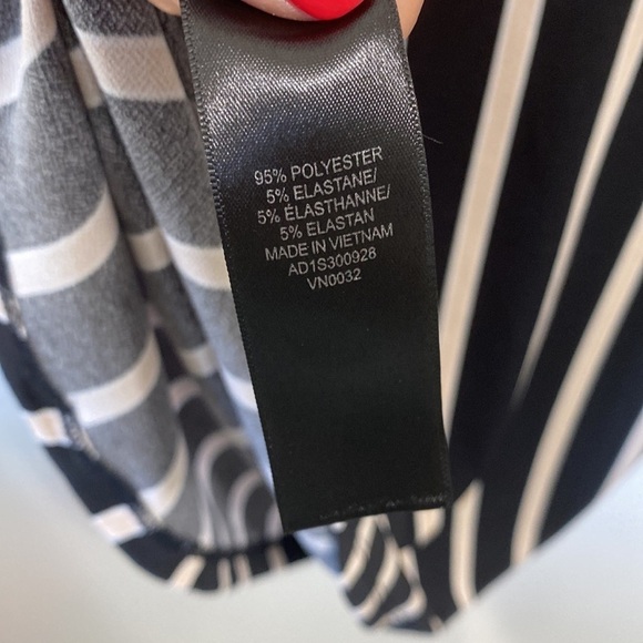 ADRIANNA PAPELL Striped Long Sleeve Cropped Sleeve Blouse Top Loose - Picture 7 of 7